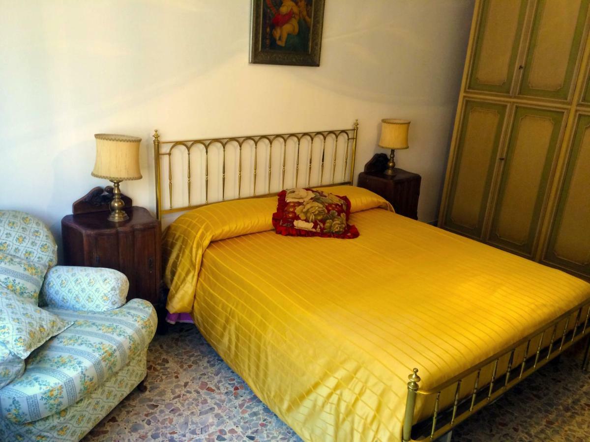 Roma Manuela'S Cozy Guest House Trastevere Exterior photo