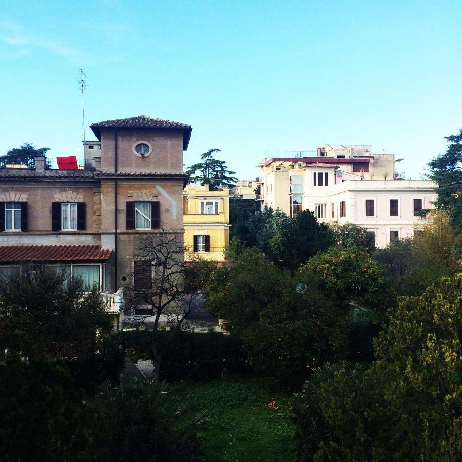 Roma Manuela'S Cozy Guest House Trastevere Exterior photo
