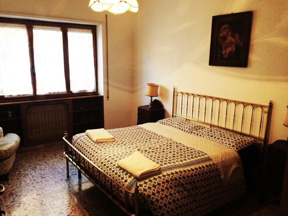 Roma Manuela'S Cozy Guest House Trastevere Exterior photo