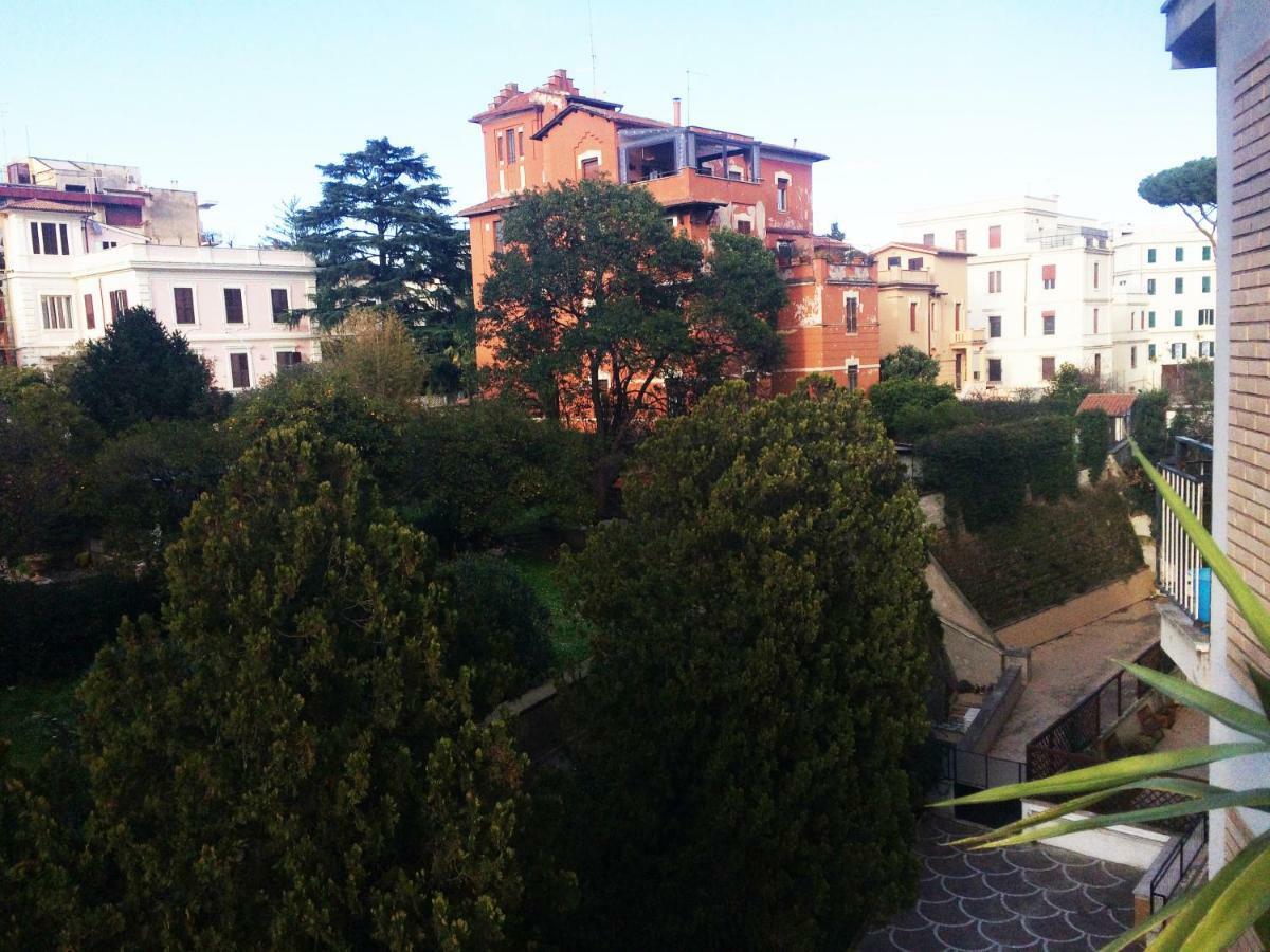 Roma Manuela'S Cozy Guest House Trastevere Exterior photo